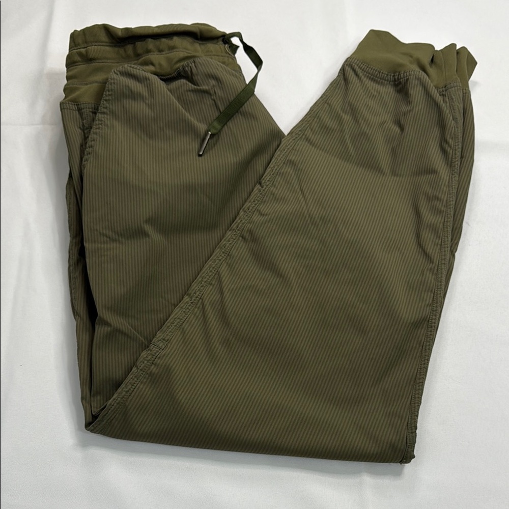 Green Elastic Waist Joggers with Cuffed Ankles - Picture 2 of 6